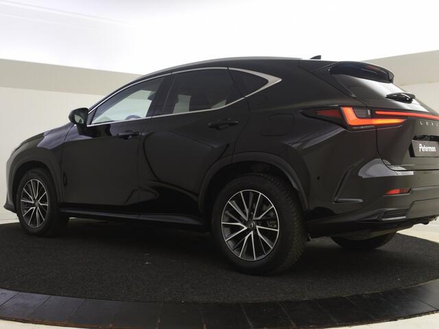Lexus NX 450h+ AWD Executive Plug in | PDC V+A | BLS | Stuurverwarming en