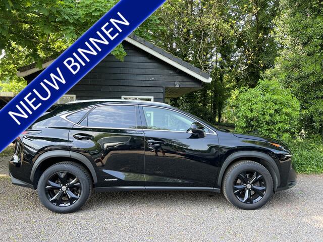 Lexus NX 300h AWD Sport Edition PANO|CAMERA