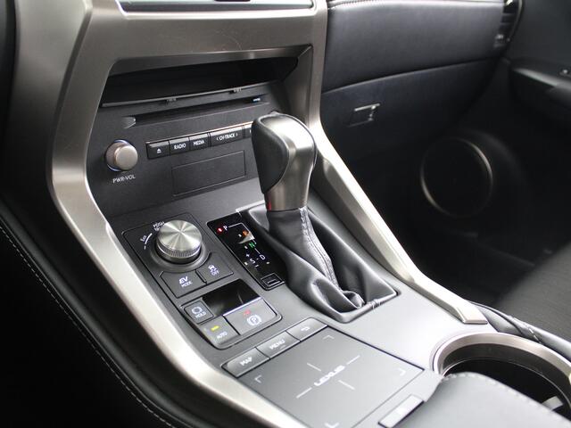 Lexus NX 300h AWD Business Line Limited | Premium Navigatie | Apple Carplay/ Android Auto | Adaptive Cruise | Safety Sytem+ |