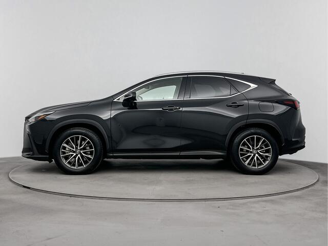 Lexus NX 450h+ AWD Executive Line | Stoelverwarming / Koeling | Lederen bekleding | 360° Camera | Parkeersensoren V+A |