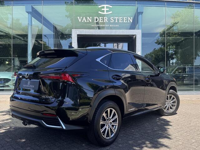Lexus NX 300h Edition 30 Draadloze telefoonlader | Dealer Onderhouden | Fabrieksgarantie t/m 2031