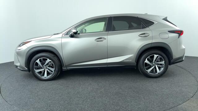Lexus NX 300h AWD President Line, Panodak!, nieuwstaat.
