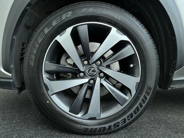 Lexus NX 300h AWD President Line, Panodak!, nieuwstaat.