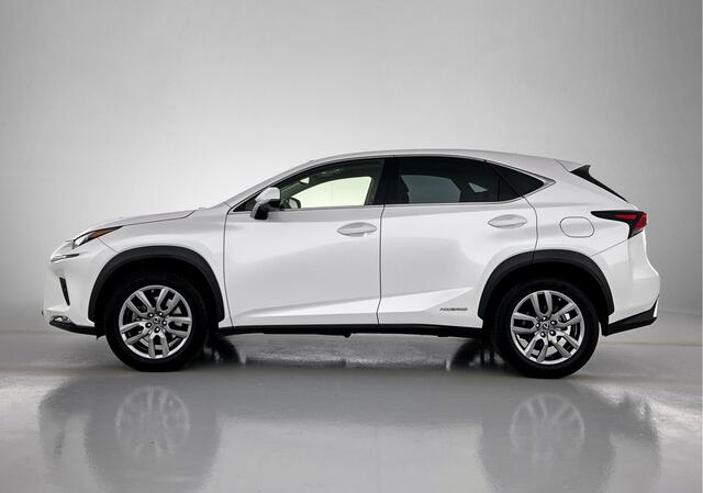 Lexus NX 300h AWD Luxury Line Limited | Trekhaak | Panoramadak | Apple CarPlay / Android Auto |