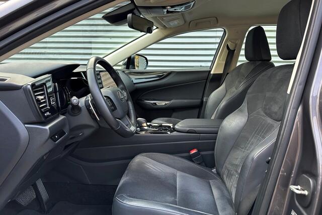 Lexus NX 350 Hybrid / Nieuw model