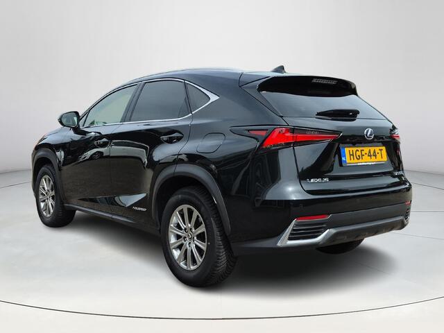 Lexus NX 300h AWD | Getint glas | Lederen bekleding | Volledige historie | Navigatiesysteem