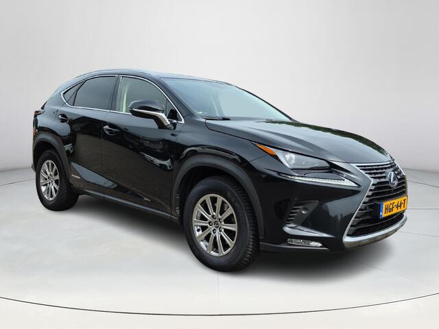Lexus NX 300h AWD | Getint glas | Lederen bekleding | Volledige historie | Navigatiesysteem