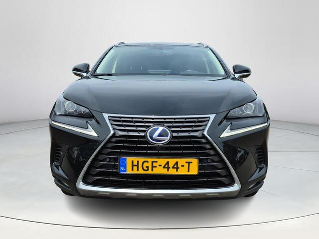 Lexus NX 300h AWD | Getint glas | Lederen bekleding | Volledige historie | Navigatiesysteem
