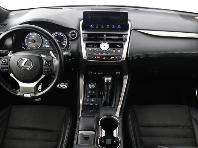 Lexus NX 300h AWD F Sport Mark Levinson audio | Panoramadak |