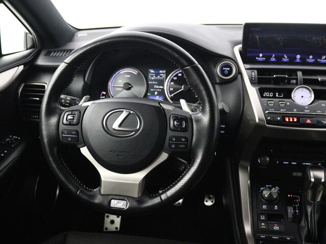 Lexus NX 300h AWD F Sport Mark Levinson audio | Panoramadak |