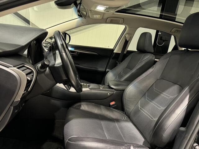 Lexus NX 300h AWD Luxury Line Aut. | panorama | navi | leder | fabrieksgarantie |
