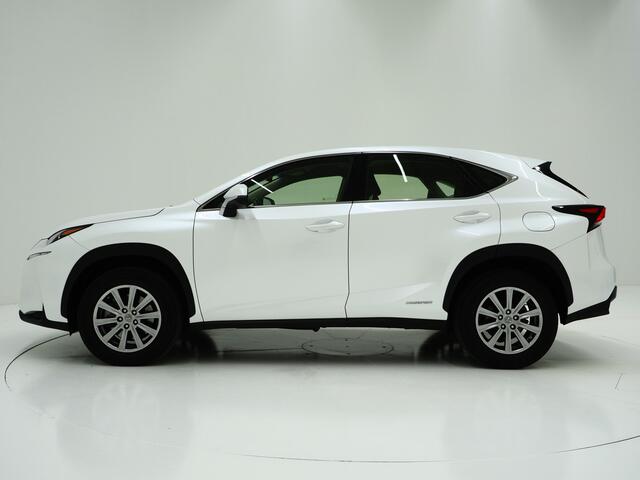 Lexus NX 300h | Camera | Cruise | Climate | Bluetooth | LED | Navigatie