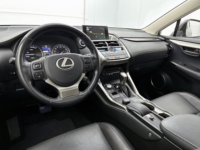 Lexus NX 300h AWD Luxury Line Limited | Navigatie | Leder | Stoelverwarming | Metallic lakkleur | El. achterklep |