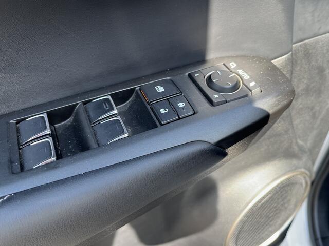 Lexus NX 300h AWD