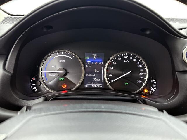 Lexus NX 300h Business Line Limited | Stoelverwarming | Camera | Navigatie | LM velgen | Metallic lak |