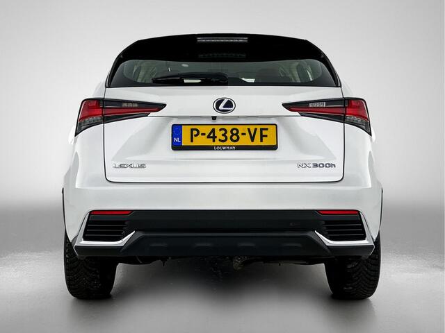 Lexus NX 300h AWD Luxury Edition