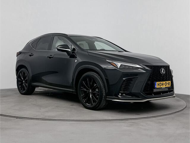 Lexus NX 450h+ AWD F Sport Line | Stoel en stuurwiel verwarmd | LM velgen | Draadloze telefoonlader | Navigatie | 360 Camera | Dodehoek Ass. |