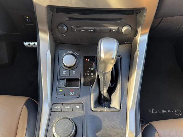 Lexus NX 300h AWD President Line /NAVI/CAMERA/AIRCO/GARANTIE/