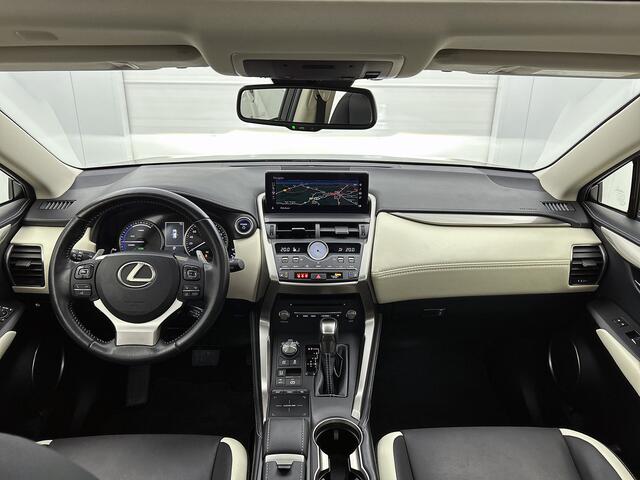 Lexus NX 300h AWD Sport Edition | Apple CarPlay / Android Auto | Panoramadak | Trekhaak |