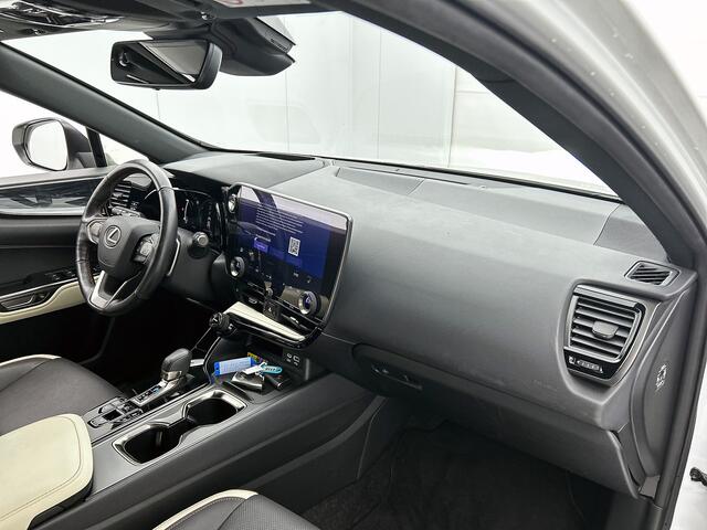Lexus NX 450h+ AWD Launch Edition | Stoel en stuurverwarming | Premium uitgevoerd | BTW voertuig |
