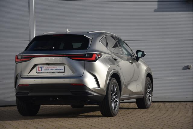 Lexus NX 450h+ AWD Luxury Line | Trekhaak 1500kg |