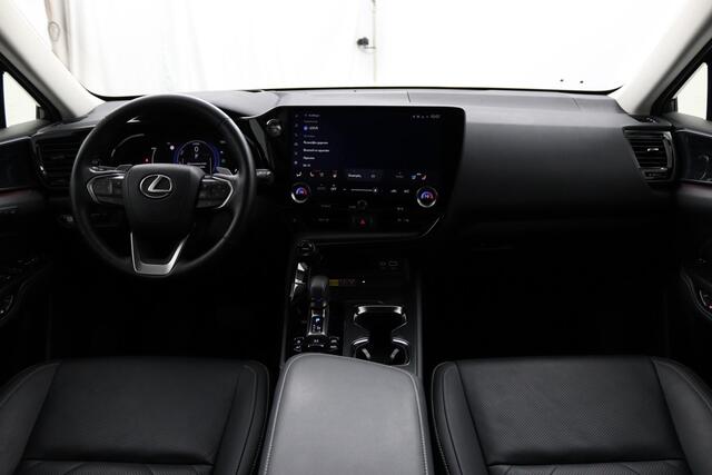Lexus NX 450h+ AWD Executive Line | 20 Inch Lichtmetalen velgen | Rondomzicht camera | Verwarmbaar stuurwiel