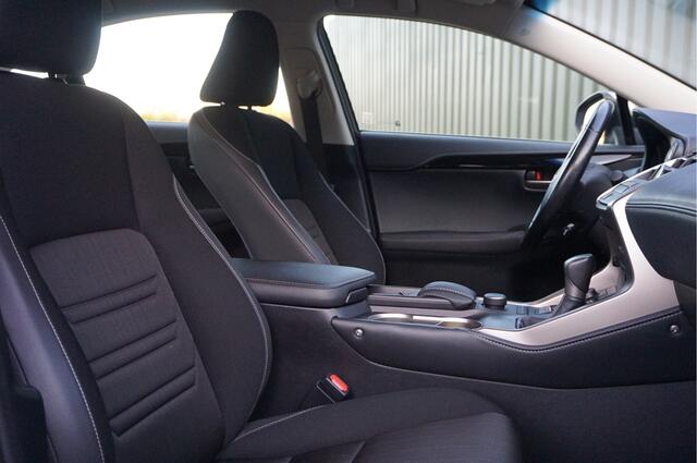 Lexus NX 300h AWD Hybrid + Navi/ Adapt. Cruise/ Camera/ Schitterend/ Garantie!