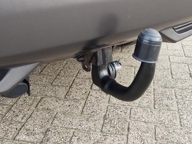 Lexus NX 300h AWD Sport Edition | Trekhaak | 1500 kg trekgewicht | Navi