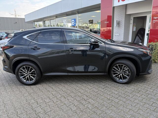 Lexus NX 450h+ AWD Luxury Line | trekhaak | Stuur + stoelverwarming |