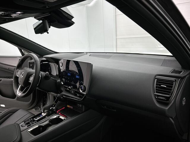 Lexus NX 450h+ AWD FSport Line | Panoramadak | Trekhaak 1.500 kg | Adaptief Dempingsysteem |