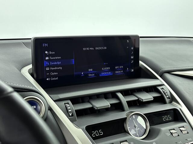 Lexus NX 300h AWD Luxury Edition | 1ste eigenaar | Carplay | Stoelverwarming |