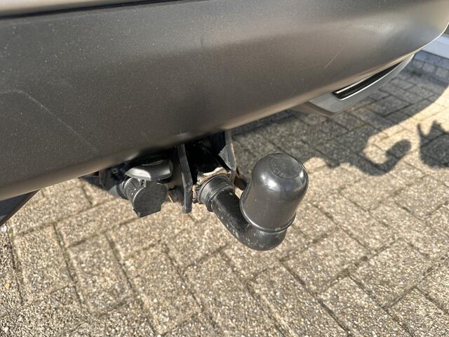 Lexus NX 300h AWD F Sport Line LEDER,TREKHAAK,ADAPTIVE CRUISE