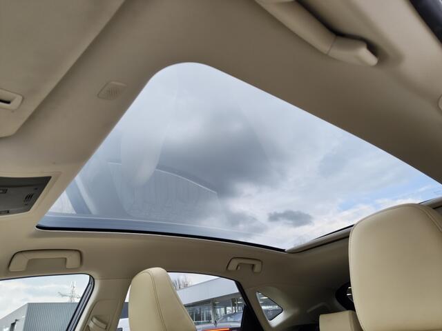 Lexus NX 300h AWD President Line | Mark Levison | Pano | HUD | Sensoren