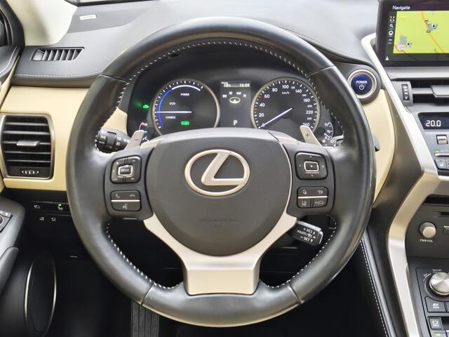 Lexus NX 300h AWD President Line | Mark Levison | Pano | HUD | Sensoren