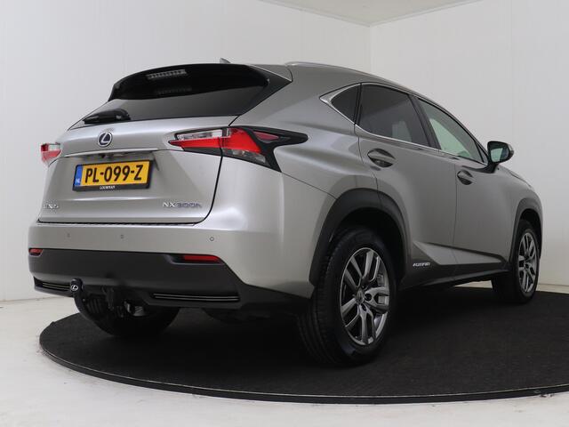 Lexus NX 300h AWD Luxury Line | Keyless entry | LED Verlichting | Stoelverwarming |