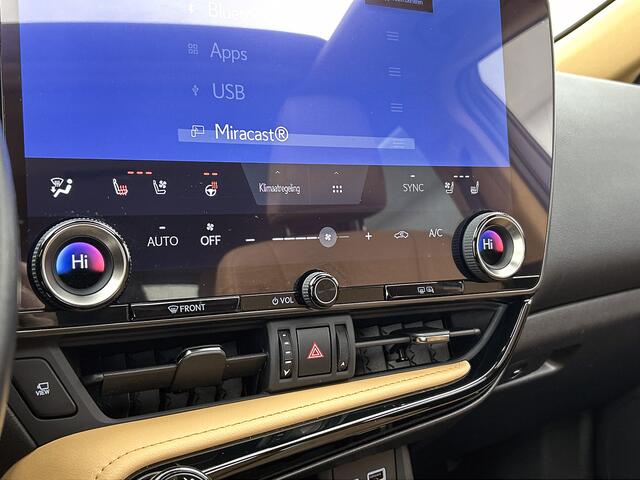 Lexus NX 450h+ AWD Launch Edition