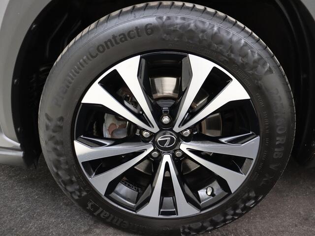 Lexus NX 300h AWD President Line | Stoel en stuurwiel verwarming | Panoramadak | Navigatie | Climate Control |