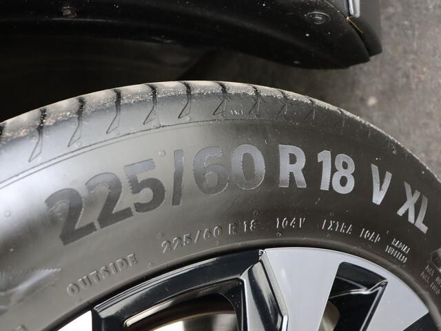 Lexus NX 300h AWD President Line | Stoel en stuurwiel verwarming | Panoramadak | Navigatie | Climate Control |