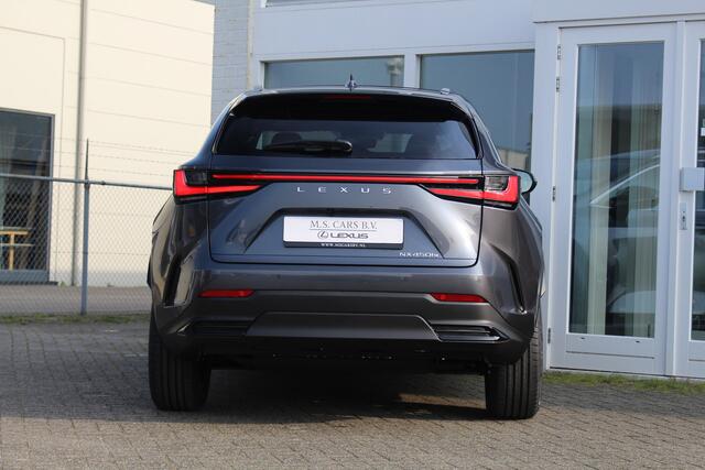 Lexus NX 450h+ AWD Luxury Line Premium I Pano I 360-camera I Fabrieksgarantie! Head up