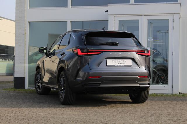 Lexus NX 450h+ AWD Luxury Line Premium I Pano I 360-camera I Fabrieksgarantie! Head up