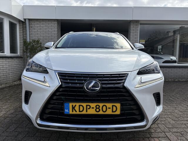 Lexus NX 300 Hybrid Bus. Line AWD AUTOMAAT