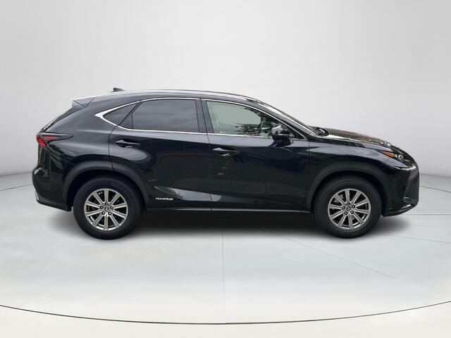 Lexus NX 300h AWD | Getint glas | Lederen bekleding | Volledige historie | Navigatiesysteem