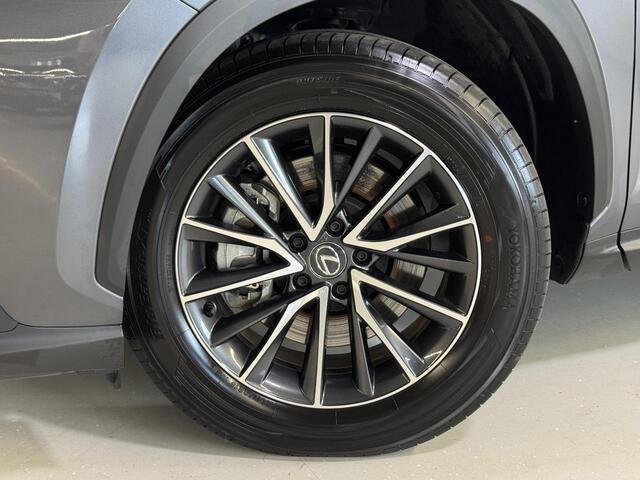 Lexus NX 450h+ AWD Luxury Line | 1000kg trekgewicht |