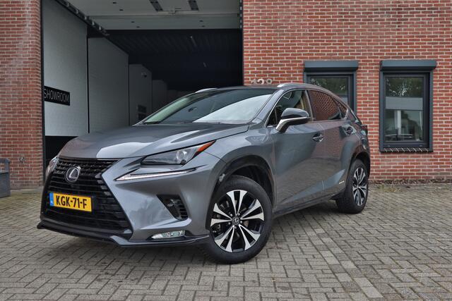Lexus NX 300h AWD Executive Line Stoel verw, Lane assist, Cr, PDC, Camera