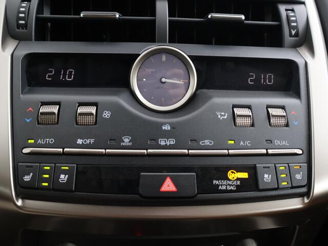 Lexus NX 300h AWD Executive Line President Pack | Mark Levinson Premium Surround | Panoramadak | Blindspot Monitor | Head-Up Display | Stoel+stuurverwarming+achterbank | Stoelventilatie | 360 Camera |