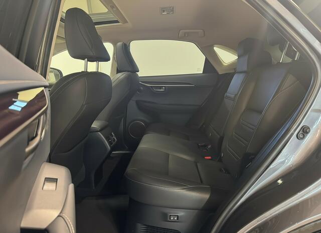 Lexus NX 300h AWD President Line | Mark-Levinson | 360' Camera | Stoelkoeling & Verwarming |