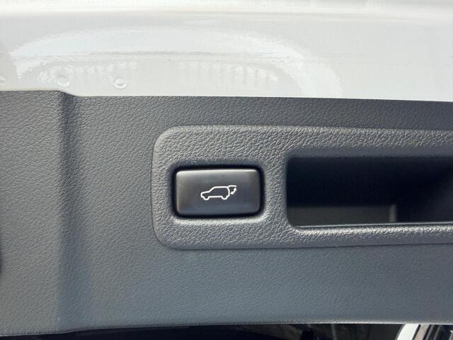 Lexus NX 300h AWD Luxury Line LEDER,CLIMA,NAVI,PARELMOER