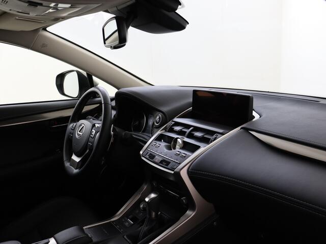 Lexus NX 300h AWD Business Line | Dealer Onderhouden | Schuif/kantel Dak | Lederen bekleding | Elektrisch Verstelbare stoel | Stoelverwarming | Adaptive Cruise Control | Elektrische achterklep | Navigatie | Climate Control