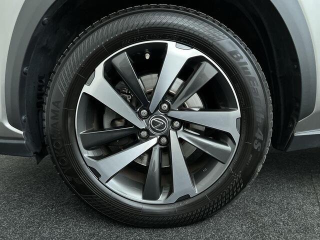 Lexus NX 300h AWD President Line, Pano!
