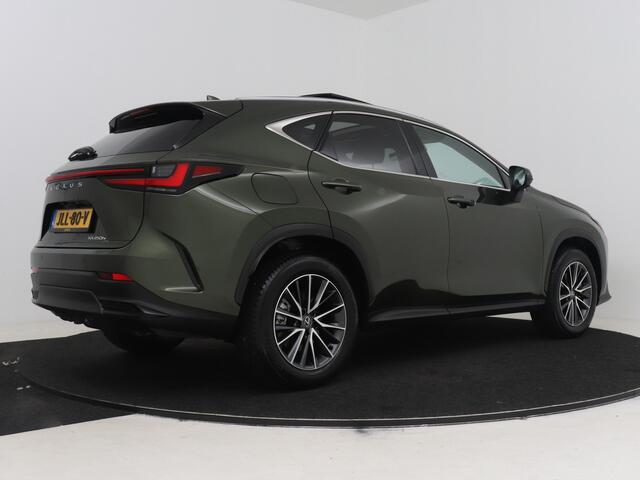 Lexus NX 450h+ AWD Luxury Line | elektrisch glazen panoramadak | Trekhaak |